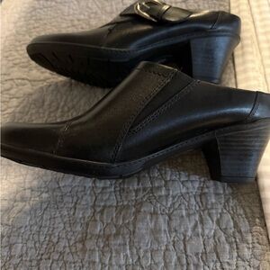 Women’s Black Leather Mules